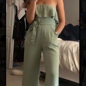 Small boutique drawn romper